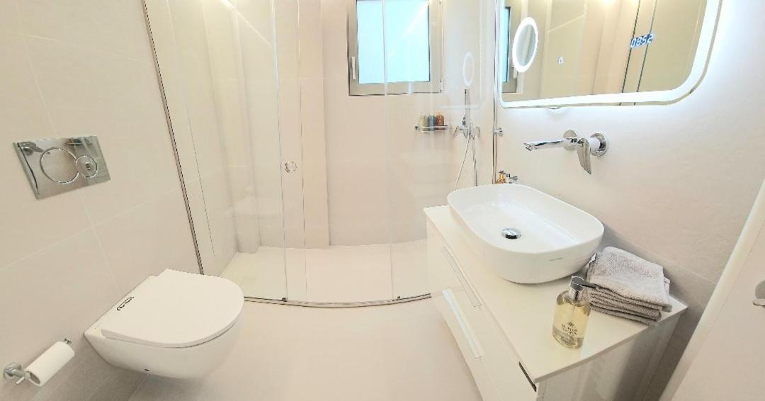 Filothei Luxury Apartment 110M2 Athen Exterior foto